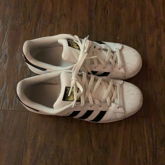 Adidas sneakers - Picture 2 of 3